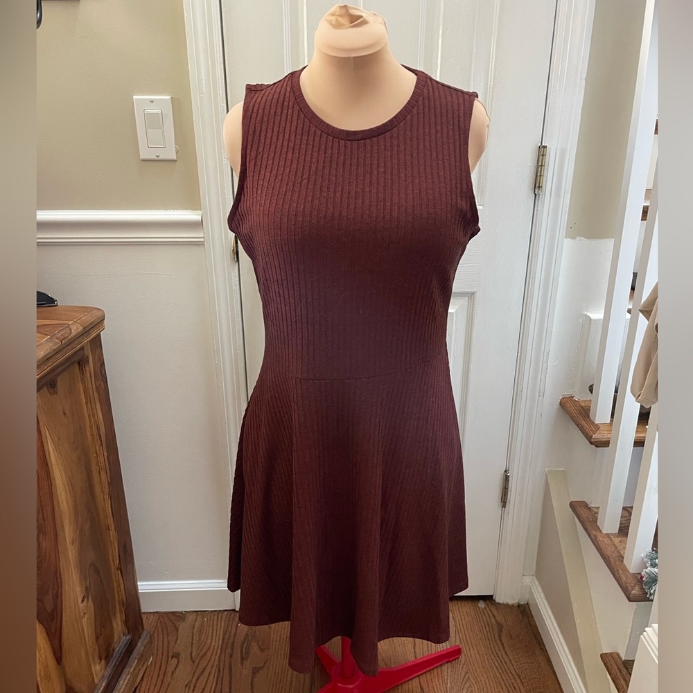 Apt 9 Sleeveless dress, rust brown with black woven material, size L